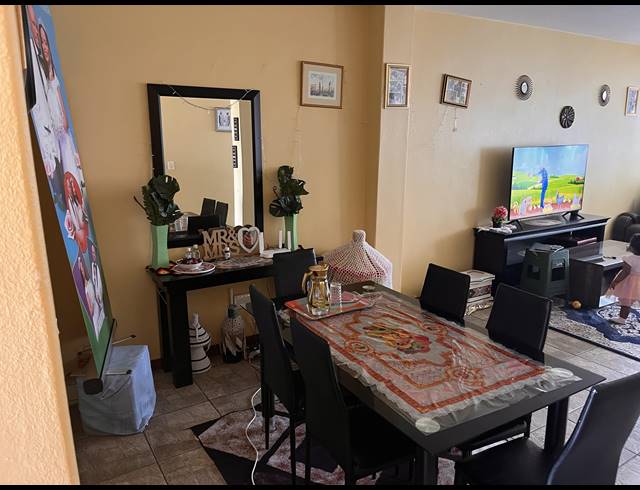 2 BEDROOM APARTMENT FOR SALE IN FLORIDA
